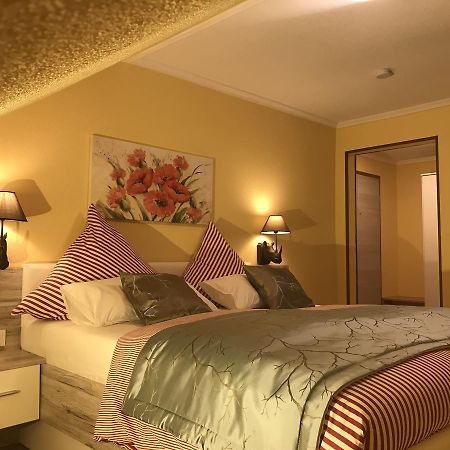 Moselina Gaestezimmer ซังก์อัลเดอกุนด์ ภายนอก รูปภาพ