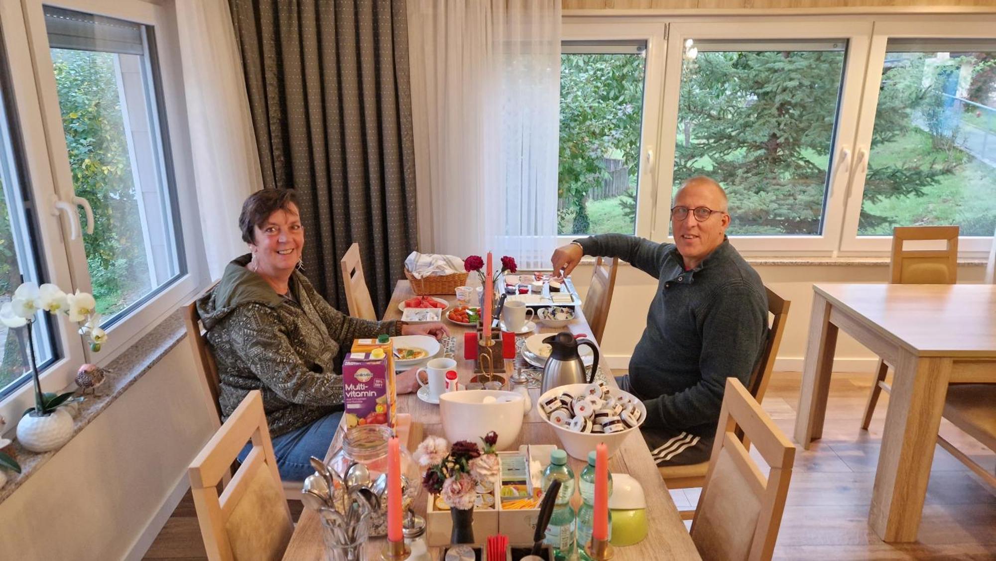 Moselina Gaestezimmer ซังก์อัลเดอกุนด์ ภายนอก รูปภาพ
